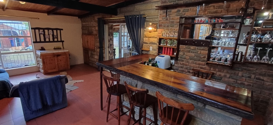 To Let 5 Bedroom Property for Rent in La Provance Free State